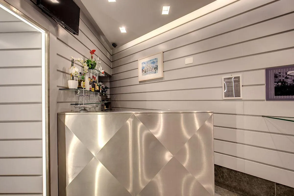 Hotel Rio Milão 3*,