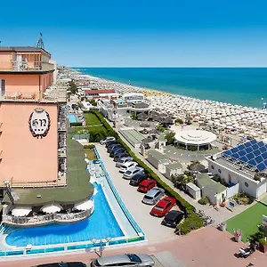 Negresco 3*, Морской Милан Италия