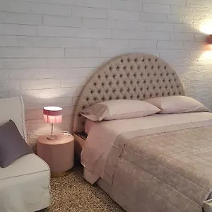  Apartment Your Way In Venice Italy